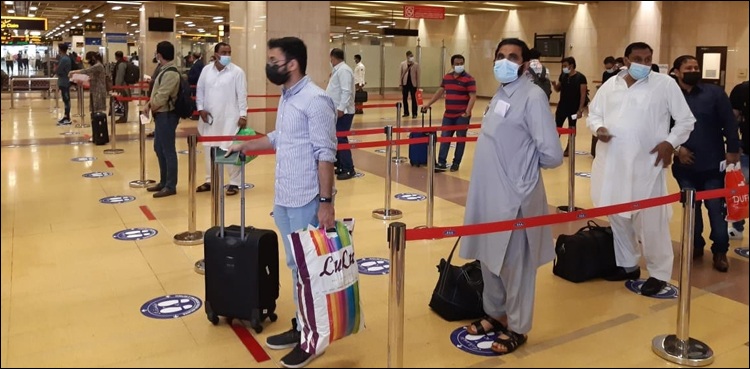 ایئر پورٹ پر ماسک نہ لگانے پر کتنا جرمانہ کیا جائے گا؟