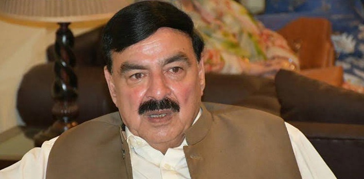 ‘میرا ایک ہی پلان ہے اور وہ عمران خان ہے اور عمران خان جیت رہا ہے’