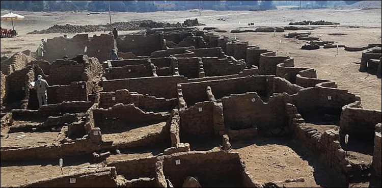 مصر : تاریخ میں پہلی بار سب سے بڑا اور قدیم سنہری شہر دریافت