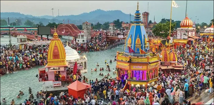 بھارت میں کنبھ میلے کے اثرات، کرونا کیسز کی یومیہ تعداد 2 لاکھ تک پہنچ گئی