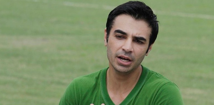 سابق کپتان کو جعلی تصاویر کے ذریعے بلیک میل کرنے کی کوشش