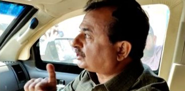سندھ حکومت کی کارکردگی بارش اور نالوں میں بہہ گئی، حلیم عادل شیخ
