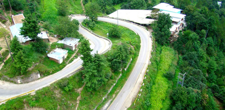 مری کےعوام کیلئے7 ارب80 کروڑ روپے کا تاریخی پیکج