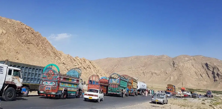 کاشتکاروں کا احتجاج، کوئٹہ کا ملک کے دیگر شہروں سے رابطہ منقطع