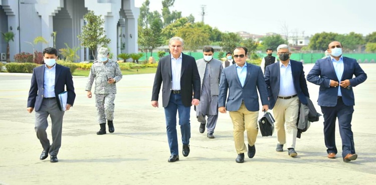 وزیر خارجہ شاہ محمود قریشی سرکاری دورے پر جرمنی روانہ