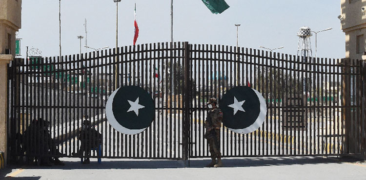 کورونا کے  پھیلاؤ کا خطرہ ،  پاک ایران و افغان بارڈر بند ،  سرحدیں مکمل طورپر سیل