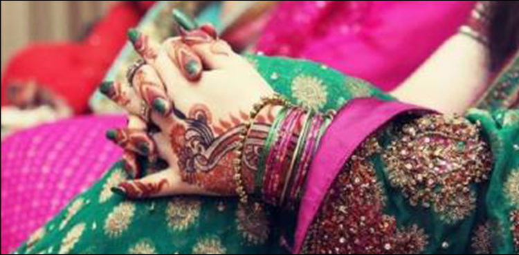 ڈکیتی کی واردات ، پولیس وردی میں ملبوس  ڈاکوؤں نے دلہن کو اجتماعی زیادتی کانشانہ بنا ڈالا