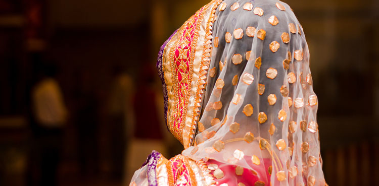 میک اپ کے بعد دلہن کا چہرہ بگڑ گیا، دلہے کا شادی سے انکار