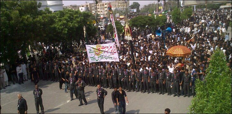 ملک بھر میں آج یومِ عاشور مذہبی عقیدت و احترام سے منایا جا رہا ہے