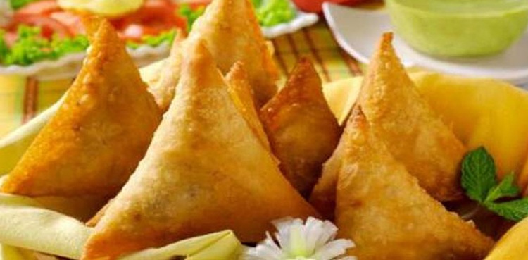 سموسہ برصغیر کیسے پہنچا؟ دلچسپ تاریخی حقائق