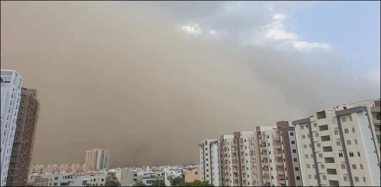 سمندری طوفان سے کراچی میں ہونے والے نقصانات