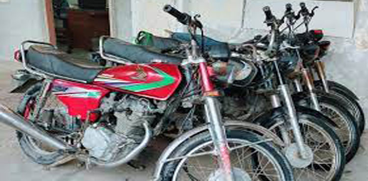 کراچی میں اسٹریٹ کرائم،7ملزمان گرفتار، قبرستان سے موٹرسائیکلیں مل گئیں
