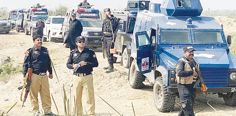 پولیس کی بڑی کارروائی، اغوا کاروں کے چنگل سے مغوی بازیاب