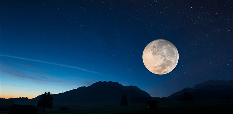 ایک ہزار سال بعد چاند آج رات پھر سے۔۔