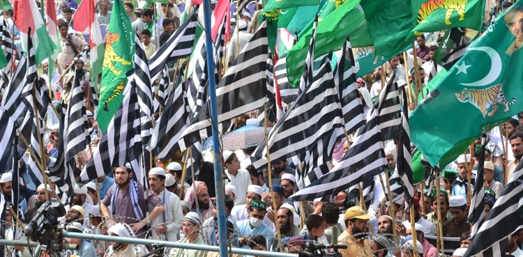 ضلعی انتظامیہ کی اجازت کے برعکس پی ڈی ایم کا جلسہ جاری