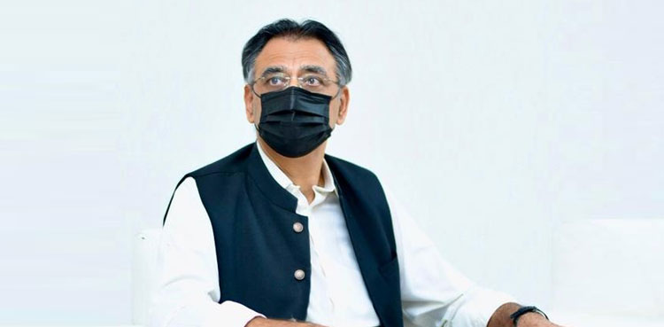 ویکسین نہ لگوانے والوں پر 30 ستمبر سے کون سی  پابندیاں عائد ہوگی ، اسد عمر نے بتا دیا