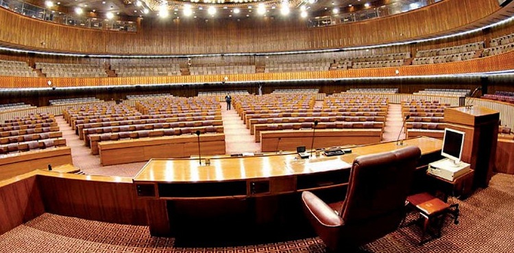 قومی سلامتی کمیٹی کے اجلاس کا مقام تبدیل، قومی اسمبلی سیکرٹریٹ کے ملازمین کو چھٹی دے دی گئی