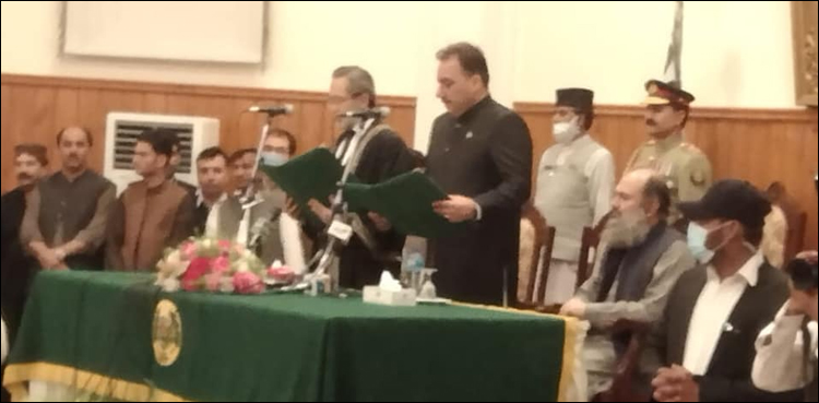 ظہور آغا نے بلوچستان کے نئے گورنر کے عہدے کاحلف اٹھا لیا