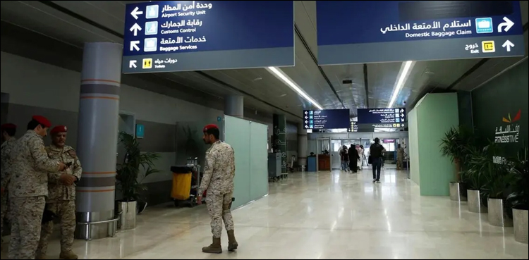 سعودی عرب : تارکین وطن مملکت میں کیسے واپس آسکتے ہیں؟