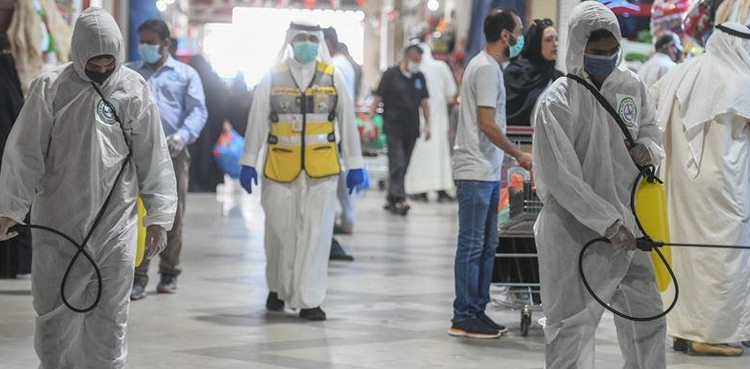 یو اے ای: کرونا ایس او پیز کی خلاف ورزی پر بھاری جرمانوں کا اعلان