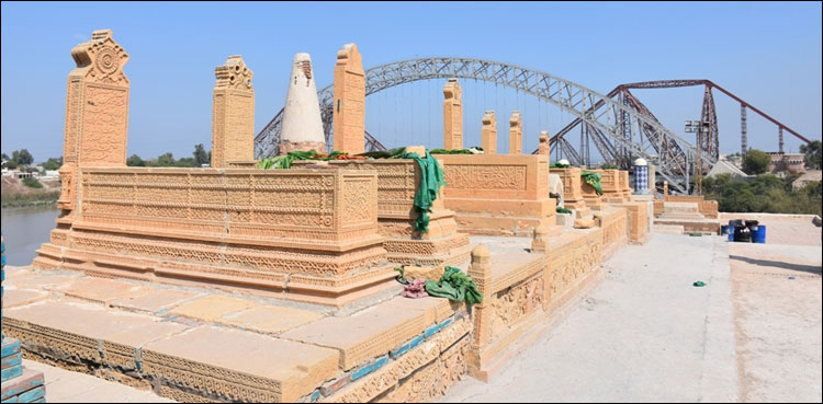 دریائے سندھ کے کنارے 7 سہیلیوں کا مزار