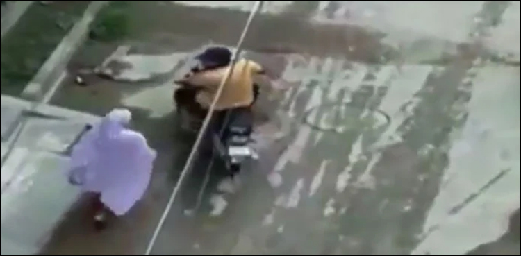 لاہور: خاتون سے دست درازی، منع کرنے پر ملزم کی سنگین نتائج کی دھمکی