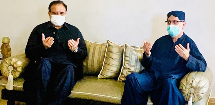 وزیر اعلیٰ پنجاب عثمان بزدار کراچی پہنچ گئے