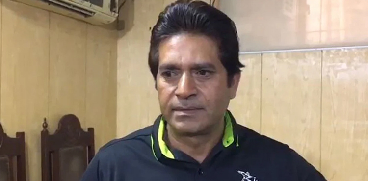 پہلے آن لائن شاپنگ ہوتی تھی اب کوچنگ ہو گی، عاقب جاوید
