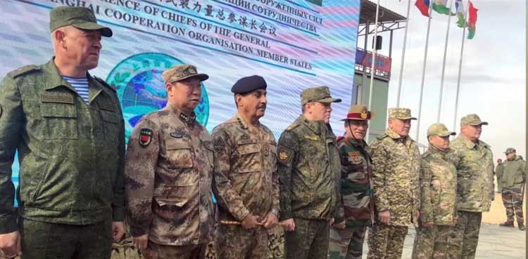 چیئرمین جوائنٹ چیفس آف اسٹاف کمیٹی کا روس میں  جاری امن مشقوں کا مشاہدہ