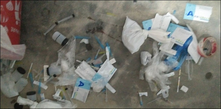 پنجاب میں اتائیوں کے خلاف کارروائیاں، 24 ہزار سے زائد علاج گاہیں سیل