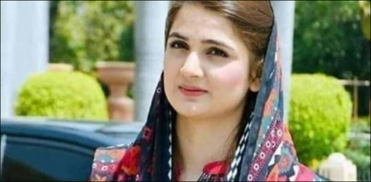 ثانیہ عاشق ہراسمنٹ اور دھمکیوں کے خلاف ایف آئی اے پہنچ گئیں