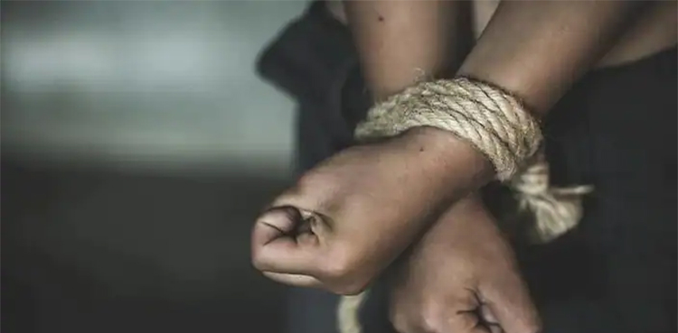 لفٹ مانگ کر موٹرسائیکل سوار کو انجکشن لگانے والے کیس کا ڈراپ سین