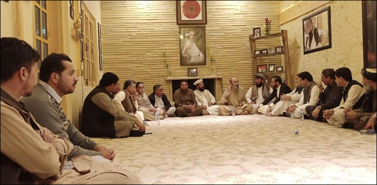 24 گھنٹے کے اندر اندر ہمارے لوگ بازیاب کرائے جائیں، ناراض اپوزیشن اراکین نے مطالبہ کر دیا