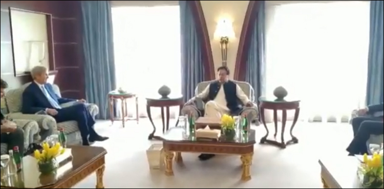 ماحولیات کے شعبے میں سرمایہ کاری، وزیر اعظم سے امریکی صدر کے نمائندے جان کیری کی ملاقات