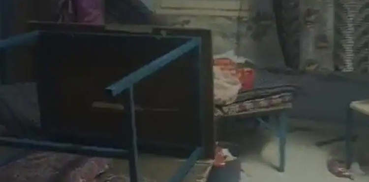 پاکستان کے ہاتھوں عبرتناک شکست، شرپسند بھارتیوں کا جشن منانے والے کشمیری طلبہ پر حملہ