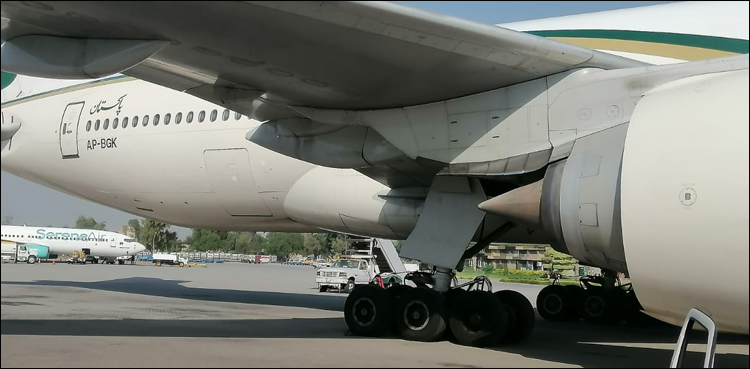 پشاور ایئرپورٹ کے اندر حادثہ