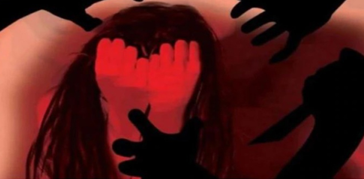 رکشے کے انتظار میں کھڑی شادی شدہ خاتون سے اجتماعی زیادتی