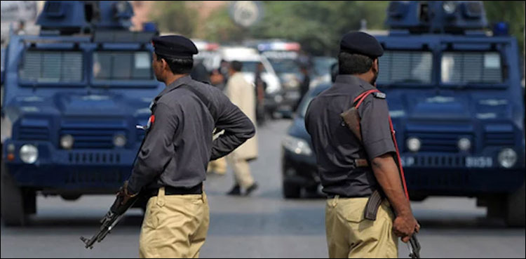 سیلاب زدہ علاقوں میں لوٹ مار: ہائی ویز کی سیکیورٹی کے لیے پولیس ٹیم تیار