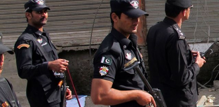 پشاور میں نامعلوم مسلح  افراد کی فائرنگ سے  اے ایس آئی شہید