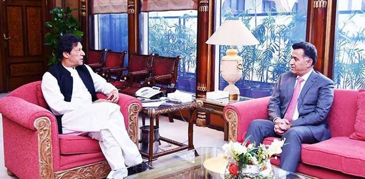 الوداعی ملاقات: وزیراعظم کا بطورکور کمانڈر پشاور تعیناتی پر لیفٹیننٹ جنرل فیض حمید کیلئے نیک خواہشات کا اظہار