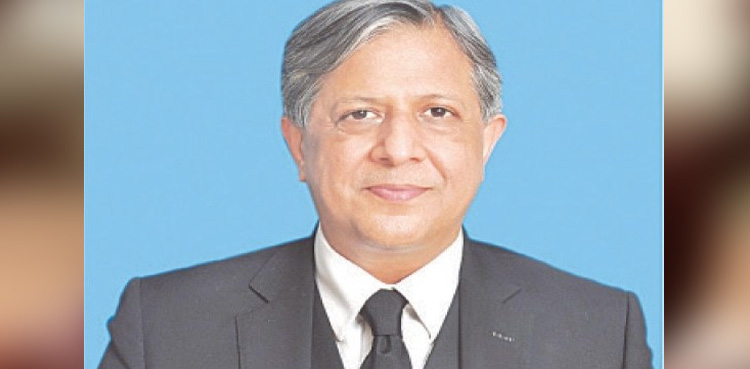 سپریم کورٹ نے ن لیگ کے سینیٹر پر جرمانہ عائد کردیا