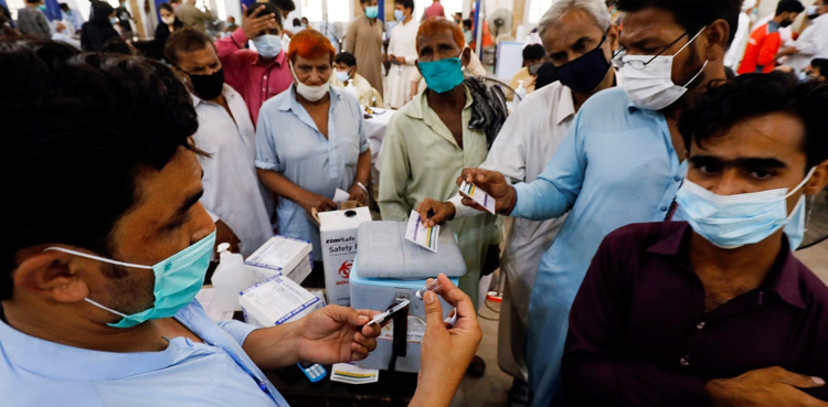 کرونا ویکسی نیشن: پاکستان نے اہم سنگ میل عبور کرلیا