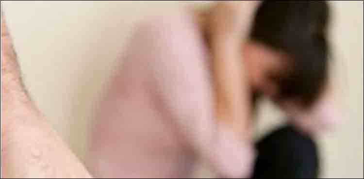 اوکاڑہ: بگڑے رئیس زادوں نے محنت کش کی بیٹی کی زندگی برباد کر دی