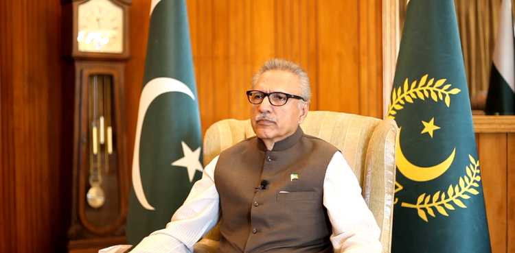 پنجاب میں عام انتخابات کی منسوخی:  الیکشن کمیشن کا صدر مملکت کو اعتماد میں لینے کے لئے خط