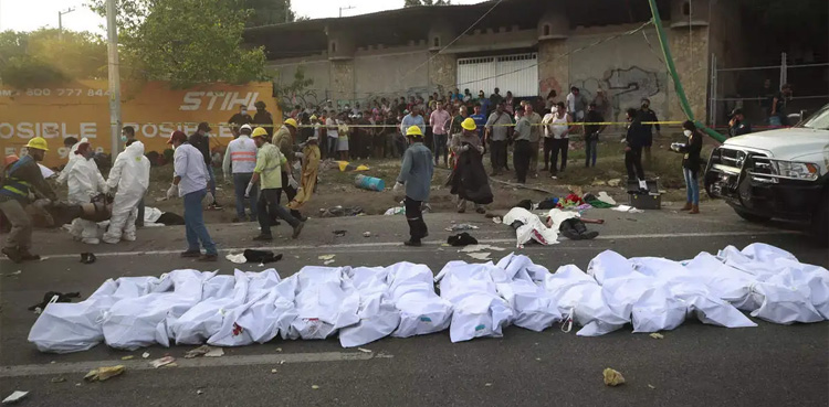 میکسیکو : خوفناک حادثہ میں53 غیرملکی ہلاک، قیامت خیز مناظر