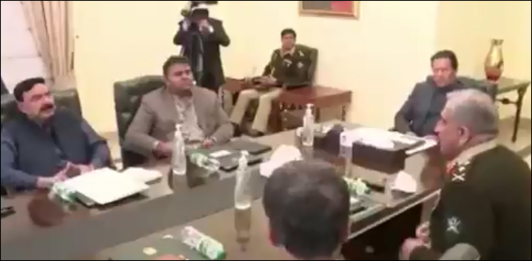 وزیر اعظم کی زیر صدارت سیکیورٹی اجلاس میں ملک عدنان کی بہادری کی تعریف