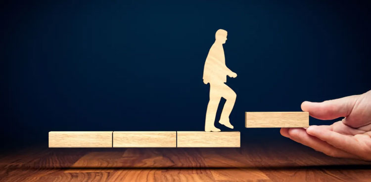تین قسم کے لوگ اور دنیا میں‌ کام یابی کے اصول