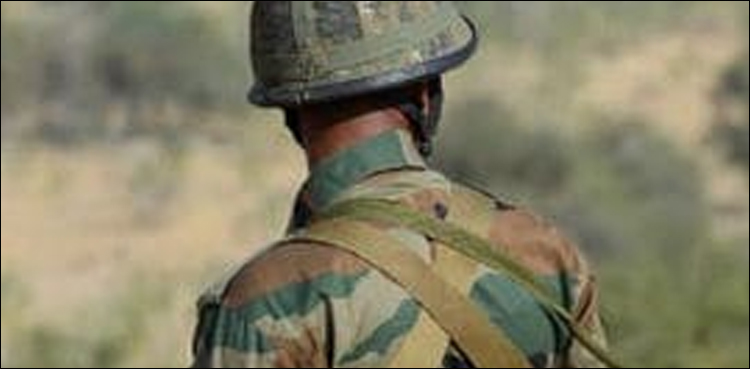 بھارتی فوجی نے بیٹی کو ڈانٹنے پر ٹیچر کو گولی مار دی