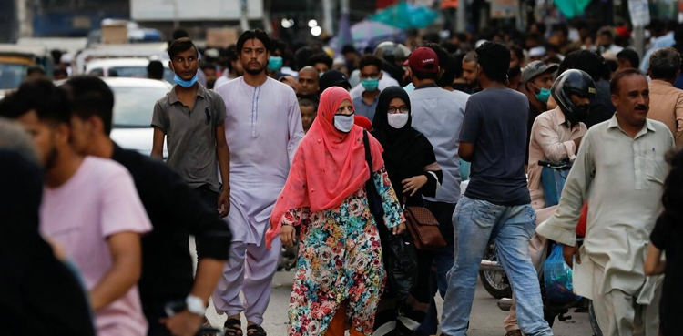 کراچی میں اومیکرون کے ساتھ ڈیلٹا ویرینٹ کا پھیلاؤ، ماہرین صحت نے خطرے کی گھنٹی بجادی