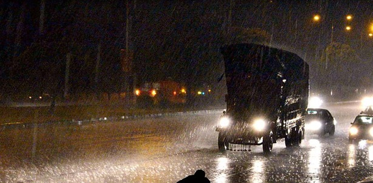 آج رات سے 7جنوری تک سندھ میں بارشیں، پی ڈی ایم اے کا الرٹ جاری